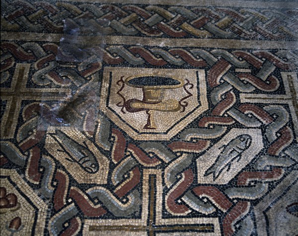 MOSAICO CON ICONOGRAFIA CRISTIANA EN LA  VILLA DE MATERNO CINEGIO- S IV
CARRANQUE, VILLA ROMANA
TOLEDO