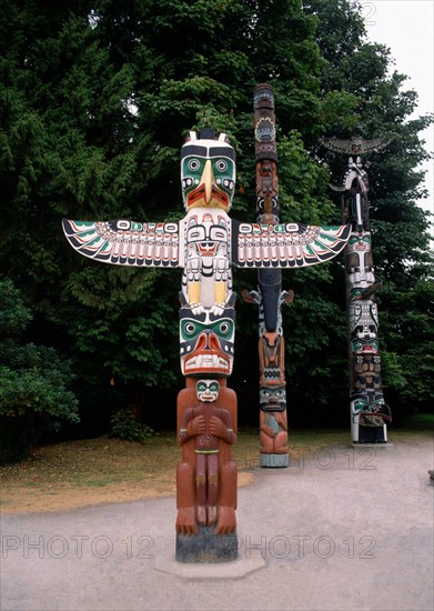 TOTEM
VANCOUVER, STANLEY PARK
CANADA

This image is not downloadable. Contact us for the high res.