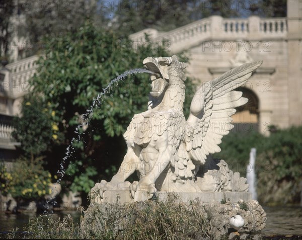 DETALLE DE LA ESCULTURA DE UN DRAGON EN LA CASCADA MONUMENTAL EN LA QUE TRABAJO GAUDI
BARCELONA, PARQUE DE LA CIUDADELA
BARCELONA