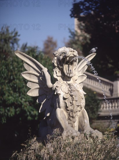 DETALLE DE LA ESCULTURA DE UN DRAGON EN LA CASCADA MONUMENTAL EN LA QUE TRABAJO GAUDI
BARCELONA, PARQUE DE LA CIUDADELA
BARCELONA