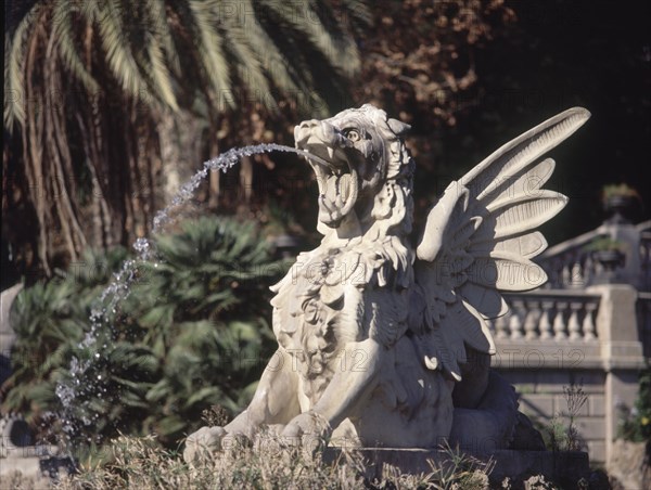 DETALLE DE LA ESCULTURA DE UN DRAGON EN LA CASCADA MONUMENTAL EN LA QUE TRABAJO GAUDI
BARCELONA, PARQUE DE LA CIUDADELA
BARCELONA