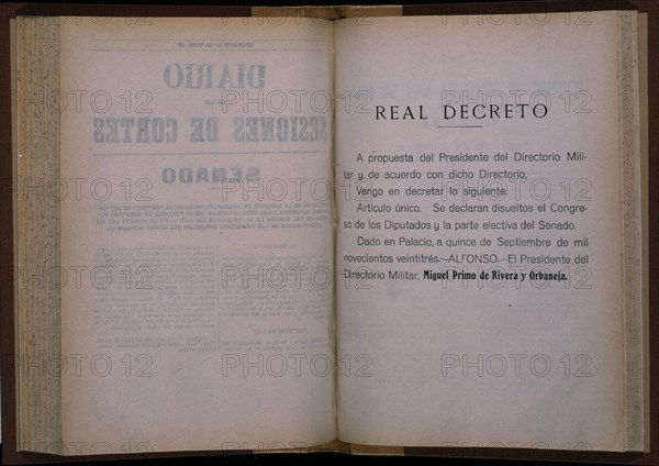 REAL DECRETO DISOLUCION DEL CONGRESO (...) Y SENADO CESE DE SU PRESIDENTE Y COMISION DE GOBIERNO-19
MADRID, SENADO-BIBLIOTECA
MADRID