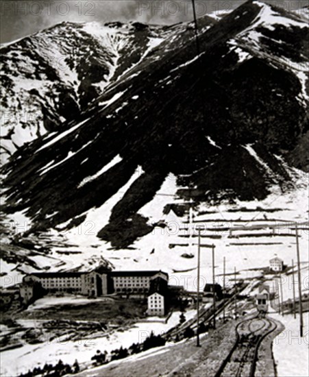 CREMALLERA DE NURIA - SANTUARIO SITUADO EN EL VALLE DEL PIRINEO
CARALPS, SANTUARIO DE NURIA
GERONA