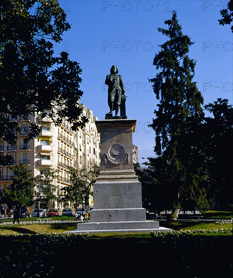 Medina, Sculpture of Murillo before the Prado museum