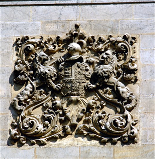 ESCUDO SITUADO EN LA PUERTA MONUMENTAL
PUENTE SAN MIGUEL, EXTERIOR
CANTABRIA