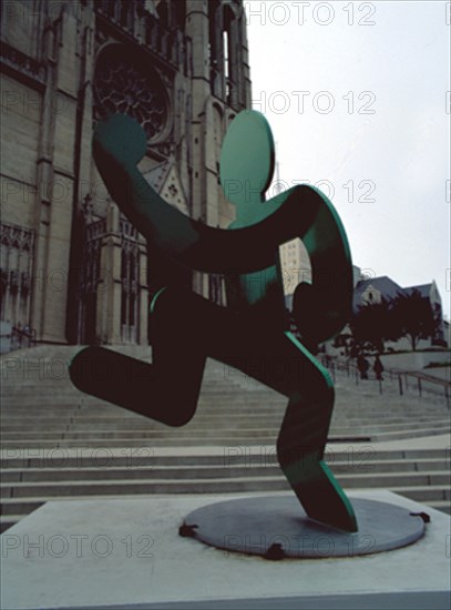 HARING KEITH 1958/1990
ESCULTURA AL AIRE LIBRE FRENTE A LA CATEDRAL GRACE
SAN FRANCISCO-CALIFORNIA, EXTERIOR
EEUU