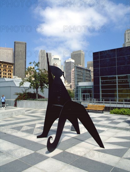 CALDER ALEXANDER 1898/1976
SABOT  - 1963
SAN FRANCISCO-CALIFORNIA, YERBA BUENA GARDENS
EEUU