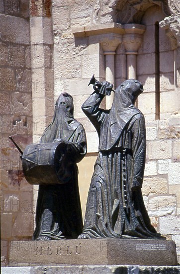 PEDRERO ANTONIO 1939/
MONUMENTO AL MERLU O A LA COFRADIA DE JESUS DE NAZARERO -1996 - BRONCE PATINADO
ZAMORA, EXTERIOR
ZAMORA