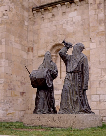 PEDRERO ANTONIO 1939/
MONUMENTO AL MERLU O A LA COFRADIA DE JESUS DE NAZARERO -1996 - BRONCE PATINADO
ZAMORA, EXTERIOR
ZAMORA