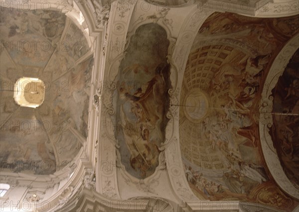 INTERIOR - FRESCOS DE LA IGLESIA BARROCA CONSTRUIDA EN EL SIGLO XVIII
PRAGA, IGLESIA DE SAN NICOLAS-CIUDAD VIEJA
REPUBLICA CHECA

This image is not downloadable. Contact us for the high res.
