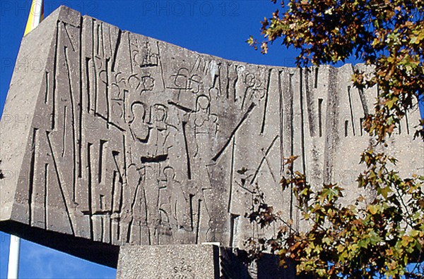 VAQUERO PALACIOS/VAQUERO TURCIOS
MONUMENTO AL DESCUBRIMIENTO DE AMERICA EN LOS JARDINES DEL DESCUBRIMIENTO-PLAZA DE COLON-1977
MADRID, EXTERIOR
MADRID