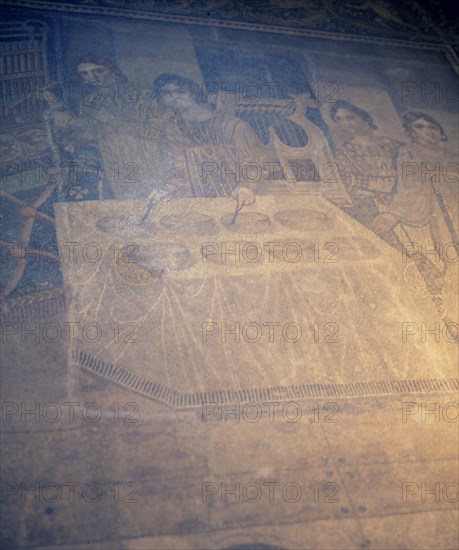 INTERIOR - MOSAICO - GRUPO DE MUJERES TOCANDO INSTRUMENTOS MUSICALES - S IV
HAMA, PALACIO DE AZEM
SIRIA
This image is not downloadable. Contact us for the high res.