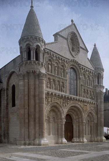 Façade romane