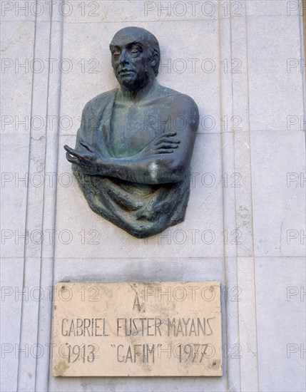 ESCULTURA CONMEMORATIVA DE GABRIEL FUSTER MAYANS "GAFIM" - S XX
PALMA, EXTERIOR
MALLORCA