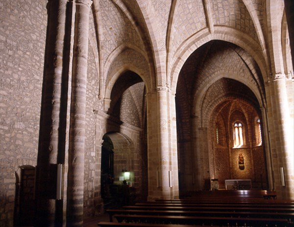 INTERIOR DE LA IGLESIA GOTICA CONSTRUIDA SOBRE UN TEMPLO ROMANICO - S XIII
LIEBANA, MONASTERIO DE STO TORIBIO
CANTABRIA

This image is not downloadable. Contact us for the high res.