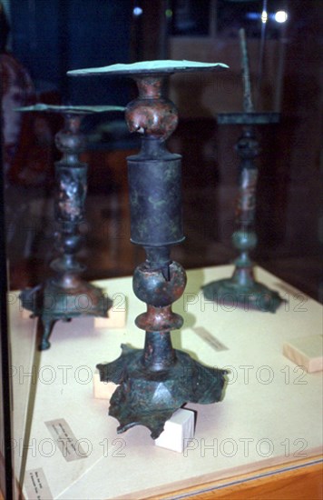 CANDELABRO DE BRONCE DE ORIGEN EGIPCIO
DENIA, MUSEO ARQUEOLOGICO
ALICANTE
This image is not downloadable. Contact us for the high res.
