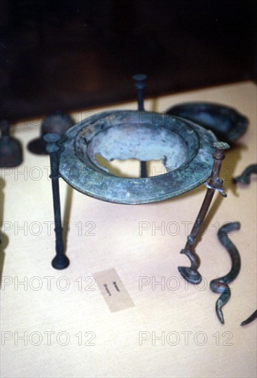 BRASERO DE BRONCE
DENIA, MUSEO ARQUEOLOGICO
ALICANTE
This image is not downloadable. Contact us for the high res.