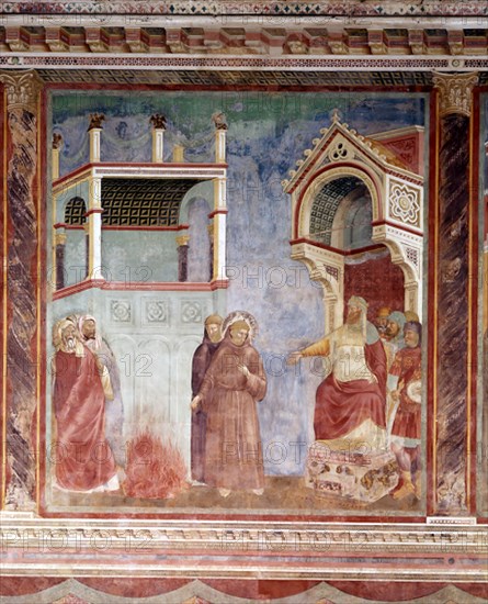GIOTTO 1266/1337
HISTORIA DE SAN FRANCISCO - LA PRUEBA DE FUEGO ANTE EL SULTAN - 1297/1300 - FRESCO - 270x230
ASIS, BASILICA DE SAN FRANCISCO
ITALIA
