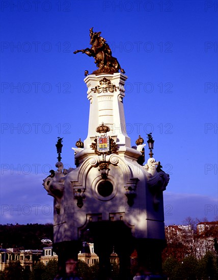 ZAPATA/RIBERA
UNO DE LOS TEMPLETES DEL PUENTE DE MARIA CRISTINA - 1904
SAN SEBASTIAN, EXTERIOR
GUIPUZCOA

This image is not downloadable. Contact us for the high res.