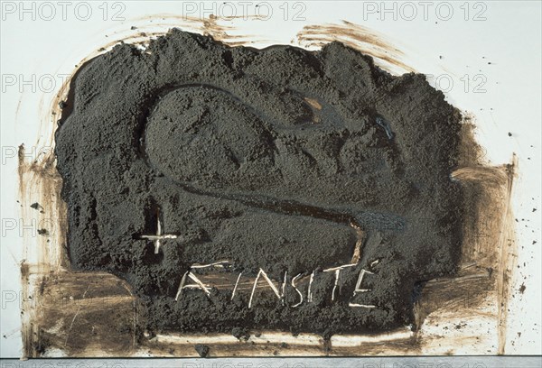 TAPIES ANTONI 1923-
AINSIETE 1999- 130x195 cm- tecnica mixta
MADRID, COLECCION PARTICULAR
MADRID