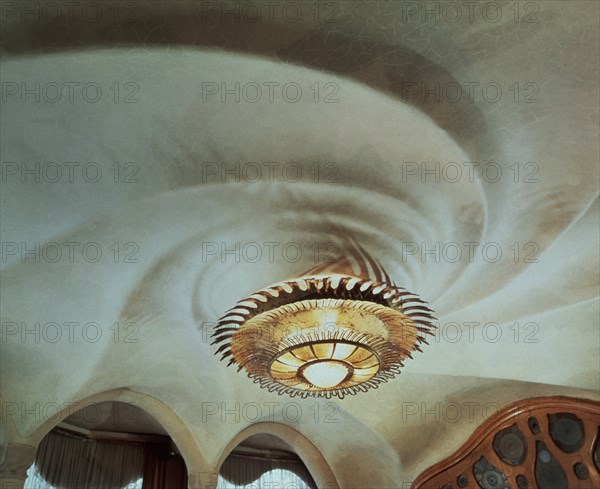 GAUDI ANTONI 1852-1926
DECORACION DEL TECHO - 1904-6 - MODERNISMO CATALAN
BARCELONA, CASA BATLLO
BARCELONA
This image is not downloadable. Contact us for the high res.