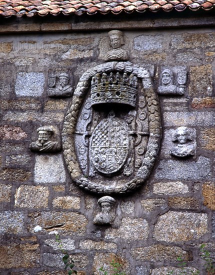 ESCUDO HERALDICO CON BLASONES DE LA FAMILIA-PALACIO CONSTRUIDO POR JOSE PARDO DE FIGUEROA S XVII
CAMBADOS, PAZO FEFIÑANES
PONTEVEDRA