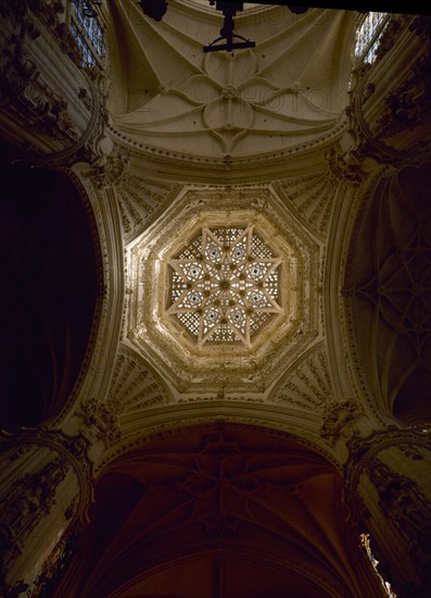 VALLEJO JUAN
CIMBORRIO GOTICO CON DECORACION PLATERESCA - 1568
BURGOS, CATEDRAL-INTERIOR
BURGOS