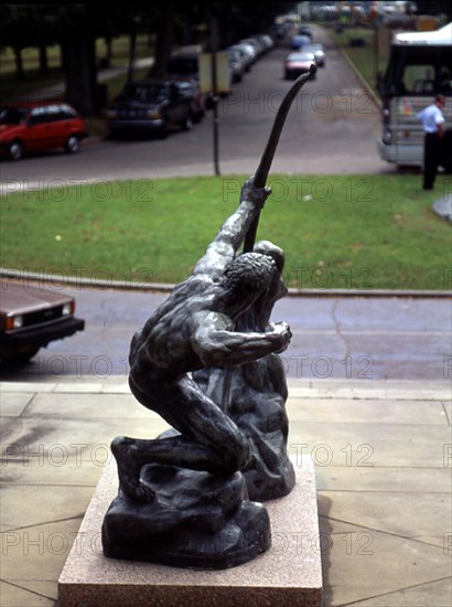 BOURDELLE ANTOINE 1861/1929
HERACLES ARQUERO CAZA LAS AVES DEL LAGO ESTINFALO-1909
NUEVA ORLEANS-LUISIANA, MUSEO DE ARTE
EEUU
This image is not downloadable. Contact us for the high res.