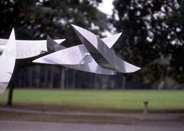 DETALLE DE ESCULTURA AL AIRE LIBRE
NUEVA ORLEANS-LUISIANA, MUSEO DE ARTE
EEUU