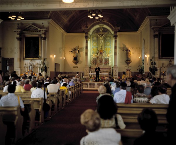 INTERIOR-IGLESIA DE SAN FRANCISCO JAVIER-1845-SANTUARIO DE KATERI-TEKATWITHA
MONTREAL, RESERVA INDIA/MOHAWK
CANADA
This image is not downloadable. Contact us for the high res.