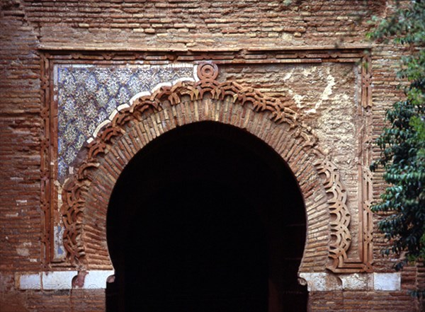 INTERIOR DE LA PUERTA CON ARCO DE HERRADURA APUNTADO-ALFIZ-ALBANEGA CON RESTOS DE CERAMICA VIDRIADA-
GRANADA, ALHAMBRA-PUERTA DE LA JUSTICIA
GRANADA
This image is not downloadable. Contact us for the high res.