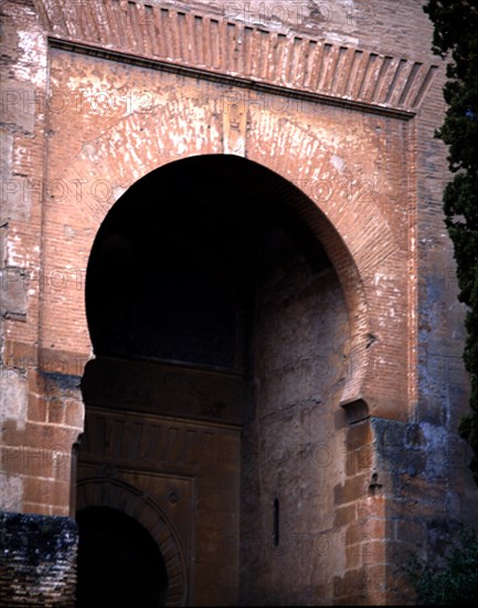 PUERTA DE LA JUSTICIA O BIB XARI'A- DE ACCESO AL RECINTO-CONSTRUIDA POR JUSUF I-1348- ARTE NAZARI
GRANADA, ALHAMBRA-PUERTA DE LA JUSTICIA
GRANADA
This image is not downloadable. Contact us for the high res.