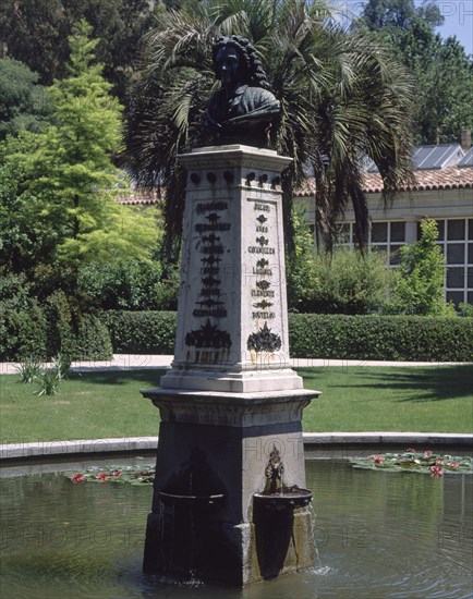 BUSTO DE CARL VON LINNEO (1255/1309) - NATURALISTA SUECO
MADRID, JARDIN BOTANICO
MADRID