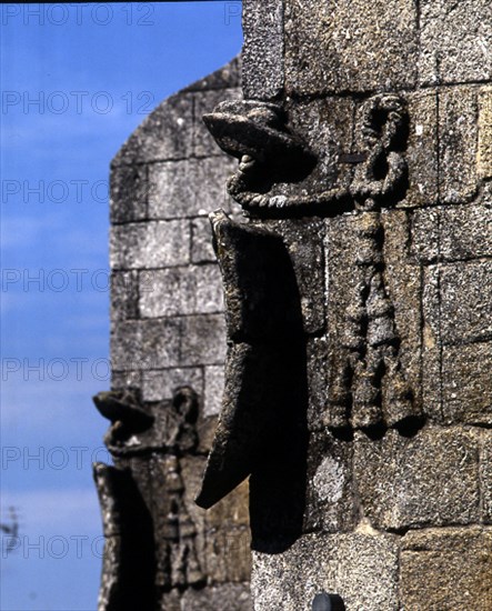 NUDO DE CUERDA DECORANDO LOS MUROS DE LA CATEDRAL - ESTILO MANUELINO - S XVI
GUARDA, CATEDRAL
PORTUGAL

This image is not downloadable. Contact us for the high res.