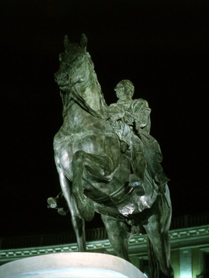 MENA JUAN PASCUAL DE 1707/1784
ESTATUA ECUESTRE DE CARLOS III - S XVIII - INSTALADA EN 1995
MADRID, PUERTA DEL SOL
MADRID