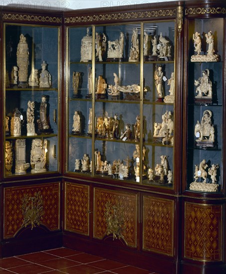 VITRINA CON FIGURAS DE MARFIL
MADRID, COLECCION MANUEL MUÑOZ
MADRID
This image is not downloadable. Contact us for the high res.