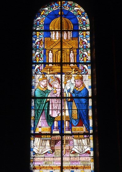 INTERIOR - VIDRIERA CON ESCENAS DE LA VIDA DE SAINT FRONT - 1872
PERIGUEUX, CATEDRAL DE SAINT FRONT
FRANCIA
This image is not downloadable. Contact us for the high res.