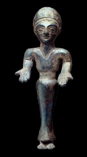 FIGURA FEMENINA PROCEDENTE DE COLLADO DE LOS JARDINES-SANTA ELENA (JAEN)
MADRID, MUSEO ARQUEOLOGICO NACIONAL
MADRID