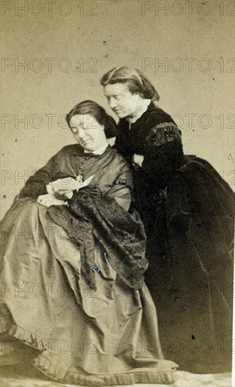 HALLIER E
P- RETRATO DE MADAME LATOUR Y SU HERMANA - FOTOGRAFIA EN BLANCO Y NEGRO - S XIX
MADRID, COLECCION PARTICULAR
MADRID