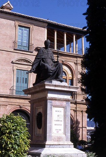 ESTATUA DEL CARDENAL BELLUGA EN LA PLAZA QUE LLEVA SU NOMBRE - 1968
MURCIA, EXTERIOR
MURCIA
This image is not downloadable. Contact us for the high res.