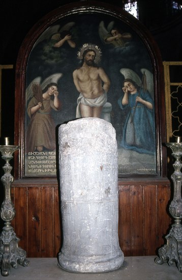 La colonne où  fut attaché le Christ, chapelle arménienne en l'église du Saint Sépulcre, Jérusalem