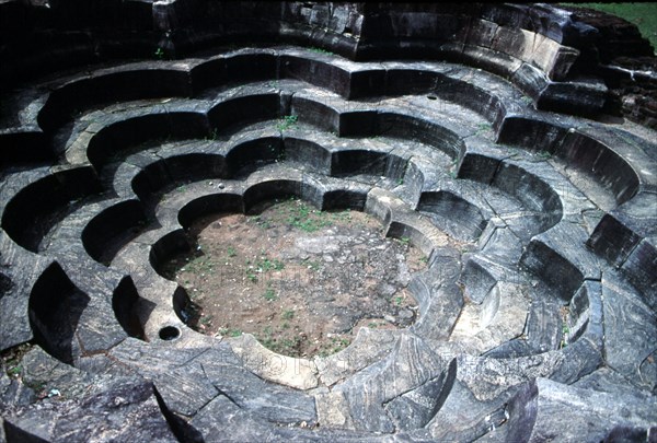 Polonnaruwa, Bassin au Lotus, Sri Lanka, 12e siècle