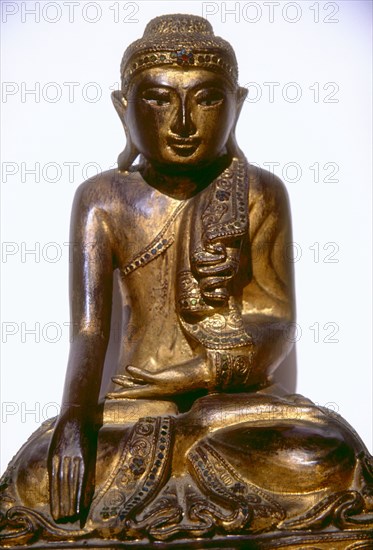 Statue de Bouddha dans un temple de Birmanie