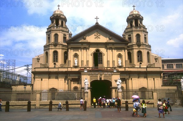 Eglise de Quiapo, à Manille