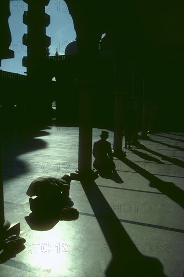 Evening prayers at Sukkur