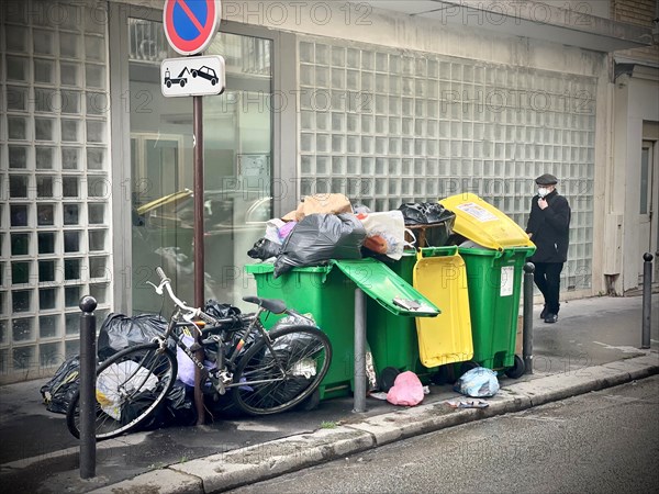 Poubelles à Paris (mars 2023)