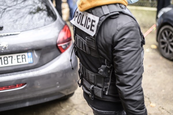 Policeman in intervention, December 2020