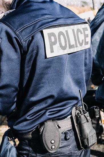 Policier français