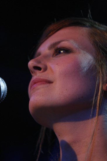 Elodie Frégé, 2008