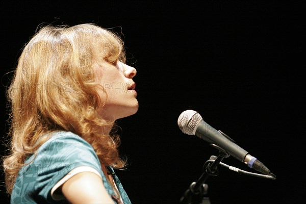 Emily Loizeau, 2006